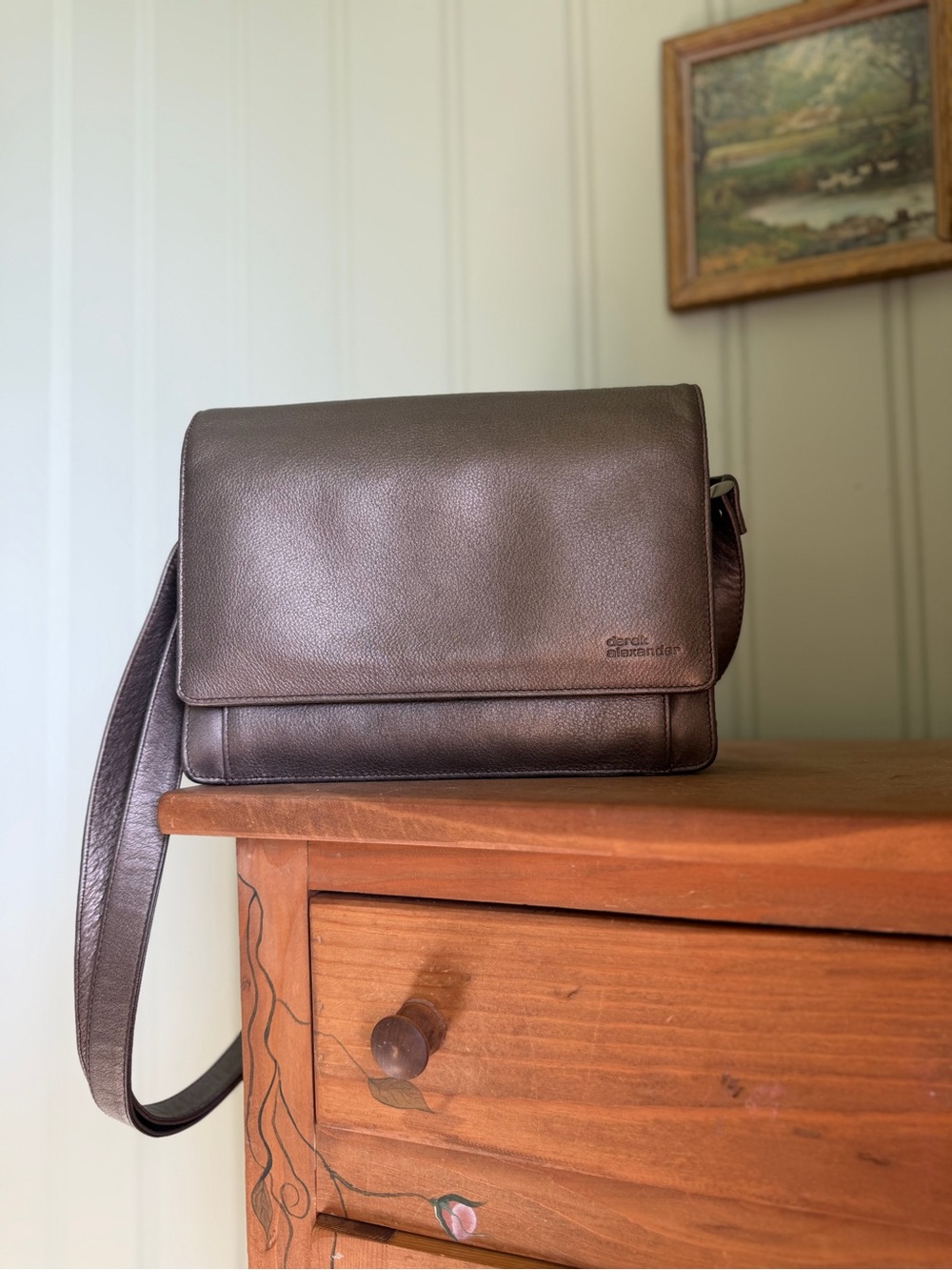 Pristine Leather Derek Alexander Crossbody Adjustable Strap Organizer Bag Taupe